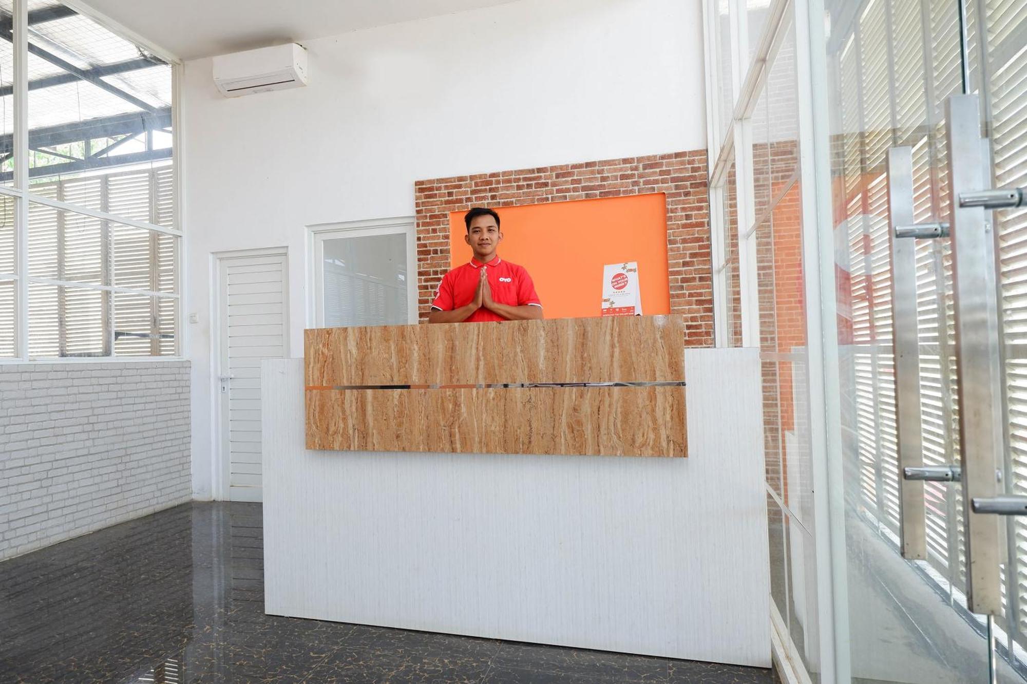Unta Residence Semarang Ngoại thất bức ảnh