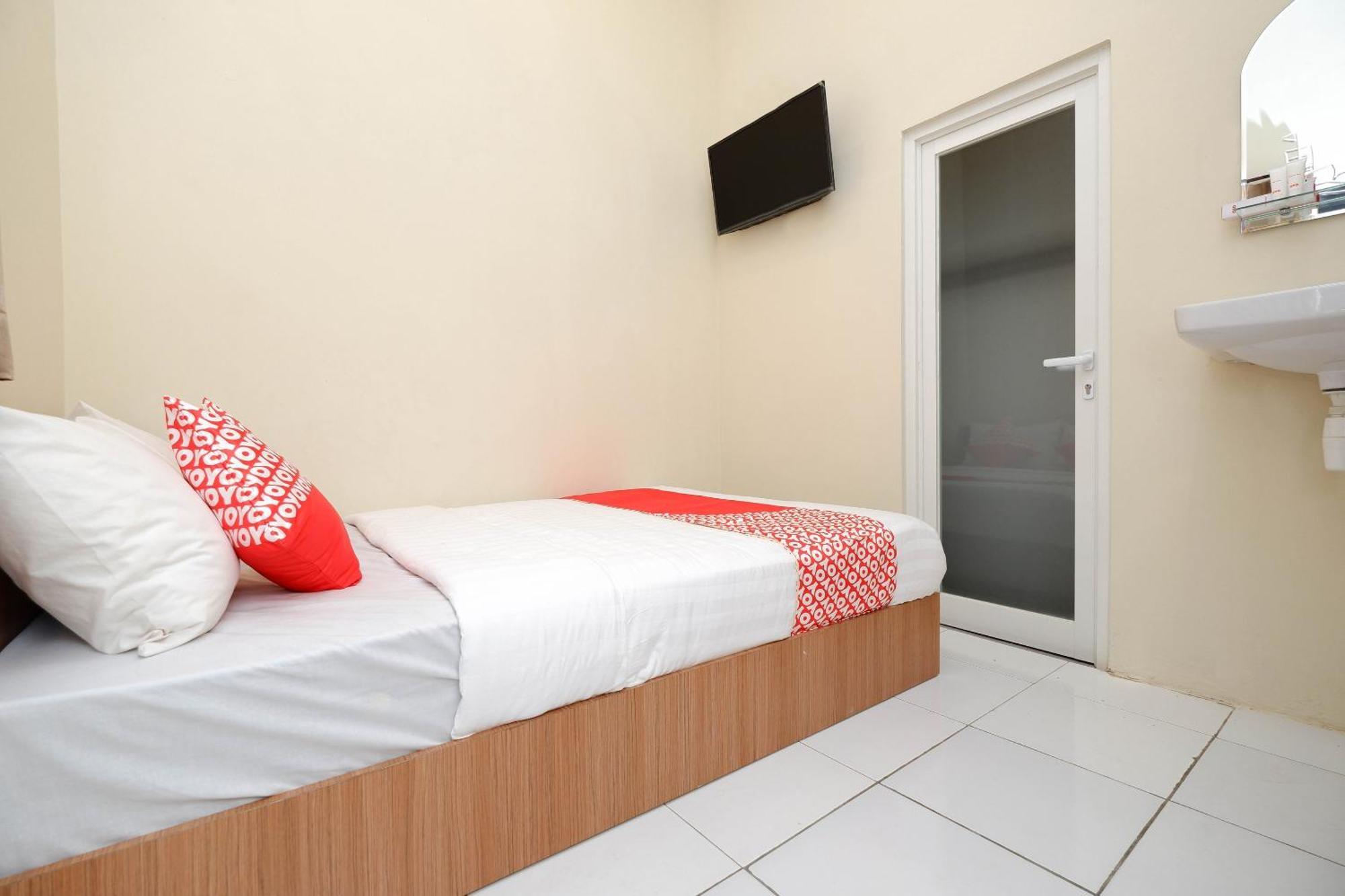 Unta Residence Semarang Ngoại thất bức ảnh