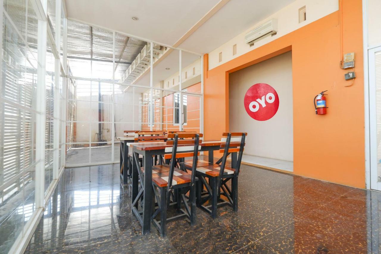 Unta Residence Semarang Ngoại thất bức ảnh